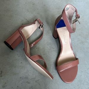 Brand new! Stuart Weitzman “nearly nude” sandals. Size 7.5